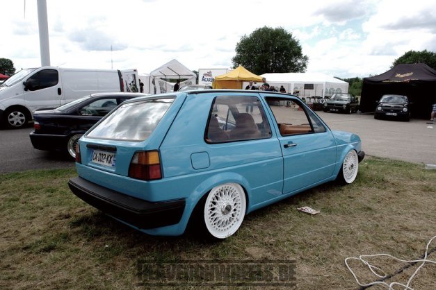 600312_371378186250788_1871223698_n