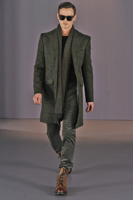 Gieves_Hawkes_015_1366.450x675